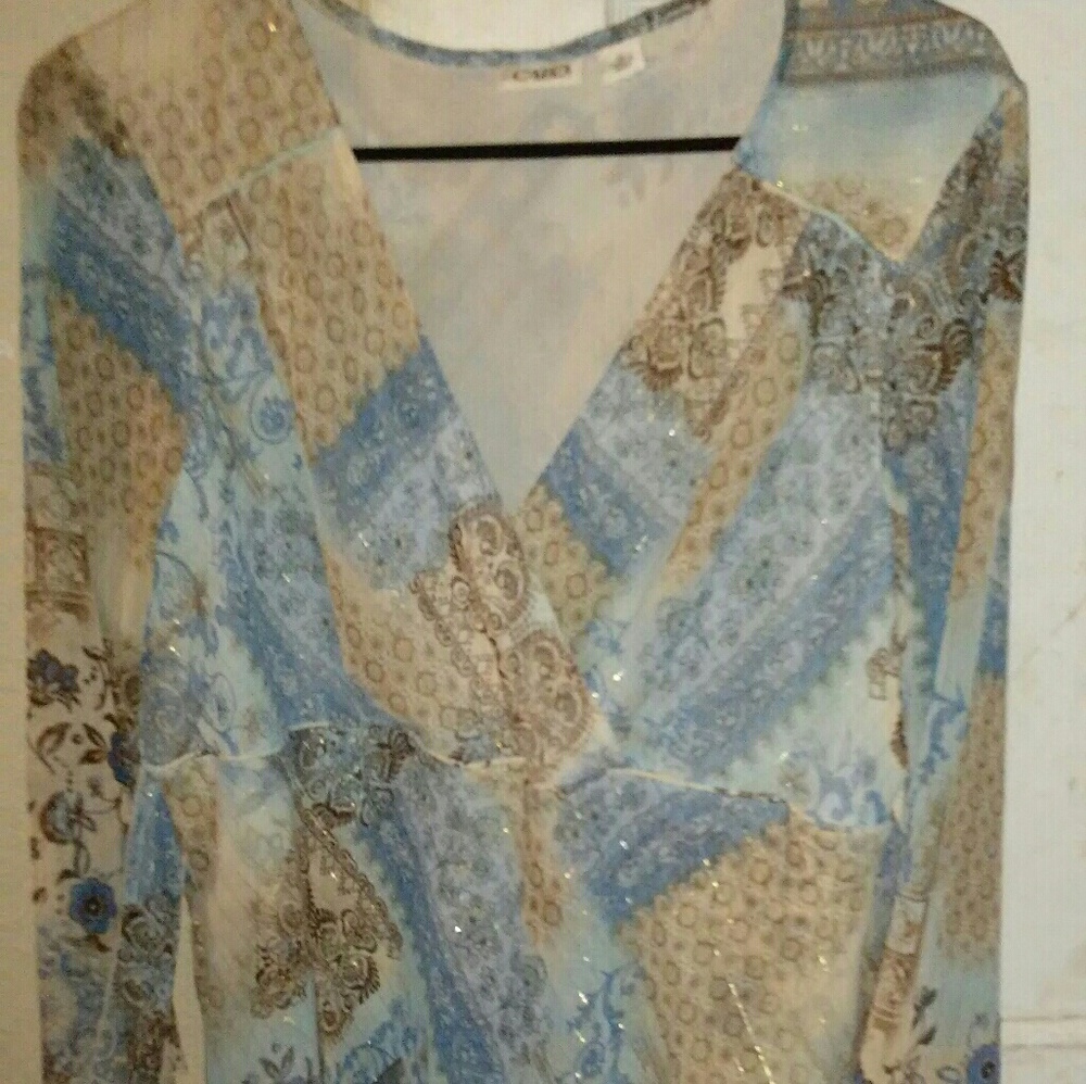 An elegant dress shirt